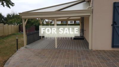 Detached House with Landscaped Garden