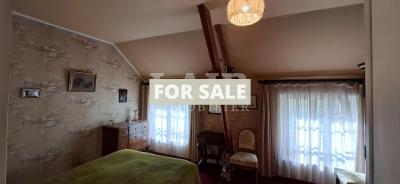 Detached Country House with Stream in Bucolic Location