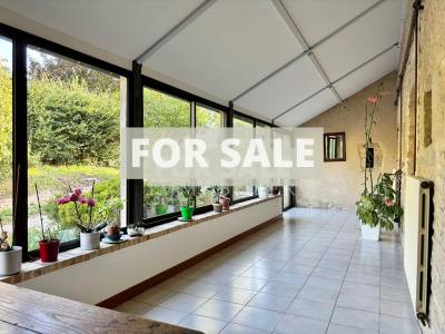 Detached Country House with Landscaped Garden