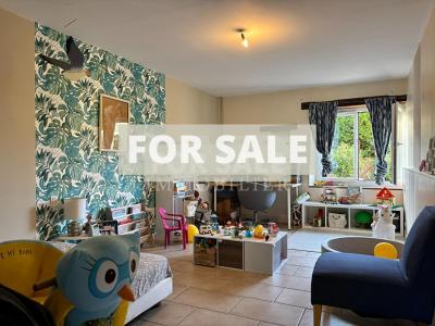 Detached Country House with Landscaped Garden