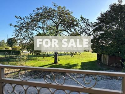Detached Country House with Landscaped Garden
