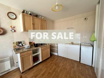 Apartment in Heart of Town