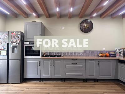 Detached Country House with Outbuilding