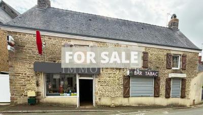 53, Au Coeur Du Village, A Vendre Droit Au Bail D\'un Bar/ Restaurant Avec Licence Iv - Ref: 14220a