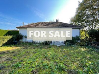 Detached House with Garden