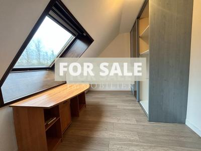 Detached House with Landscaped Garden