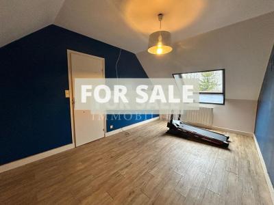 Detached House with Landscaped Garden