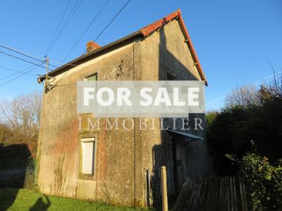 Detached Country House with Outbuilding