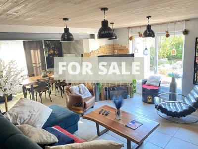 Fully Renovated House with Heated Swimming Pool
