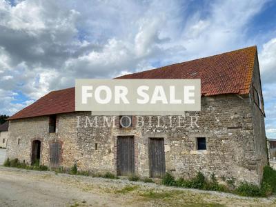 Pretty Longere Style House with Outbuildings