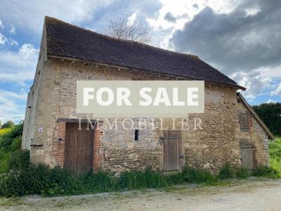 Pretty Longere Style House with Outbuildings