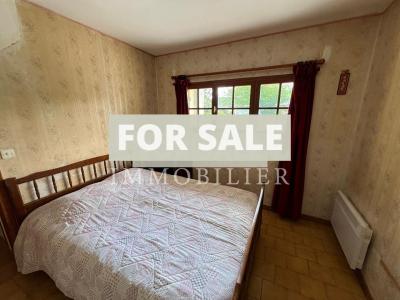 Detached Country House with Attached Outbuilding