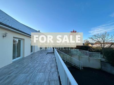 Contemporary Detached House in Good Order