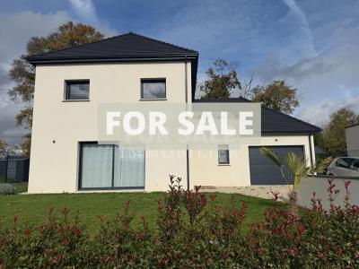 Recently Built Detached House with Garden