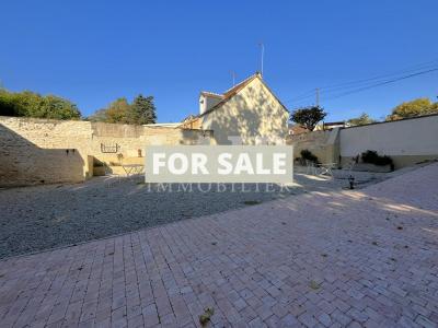 Character Manor House with Guest House