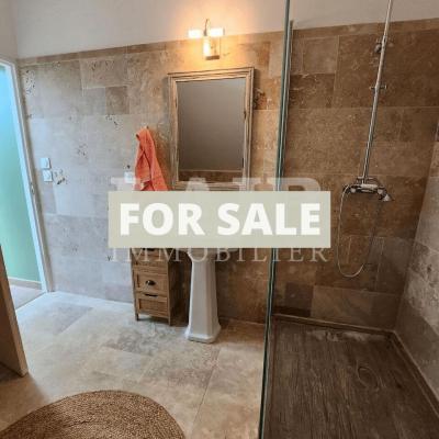 Character Manor House with Guest House