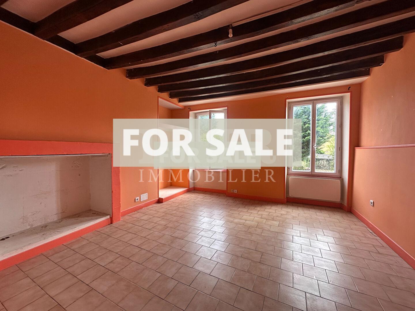 Town House with Garden and Garage