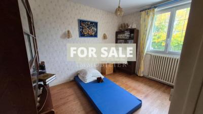 Detached House with Mature Garden