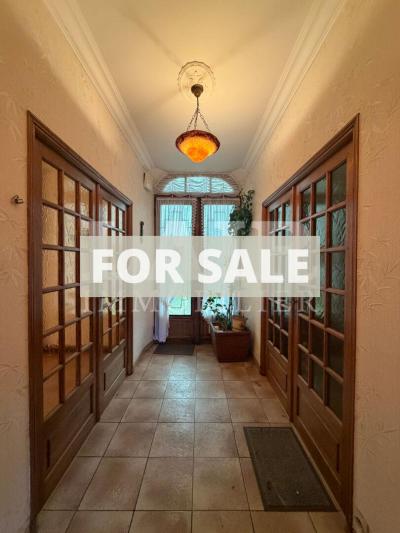 Lovely Detached House and Garden