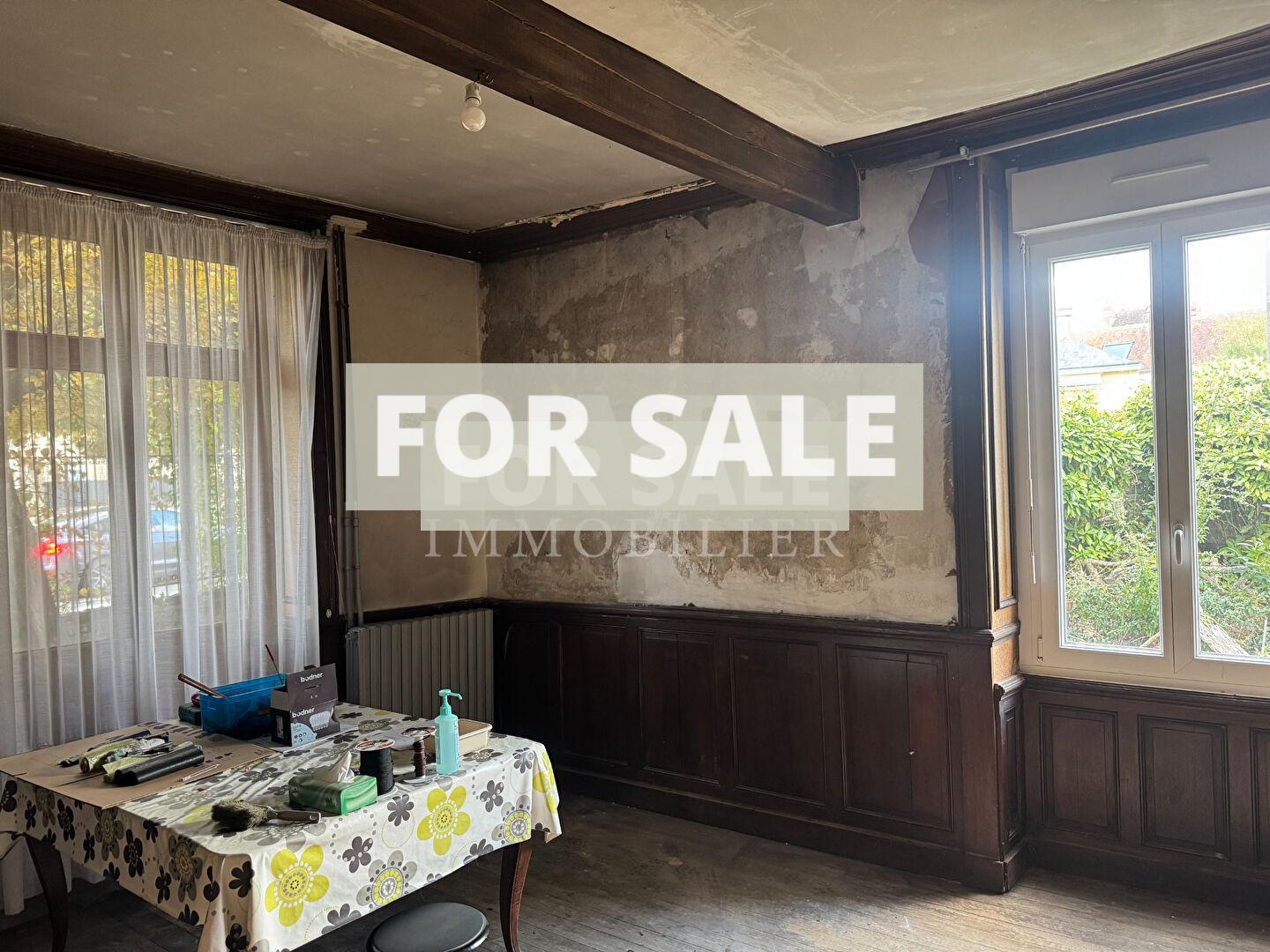 Charming Town House with Garden