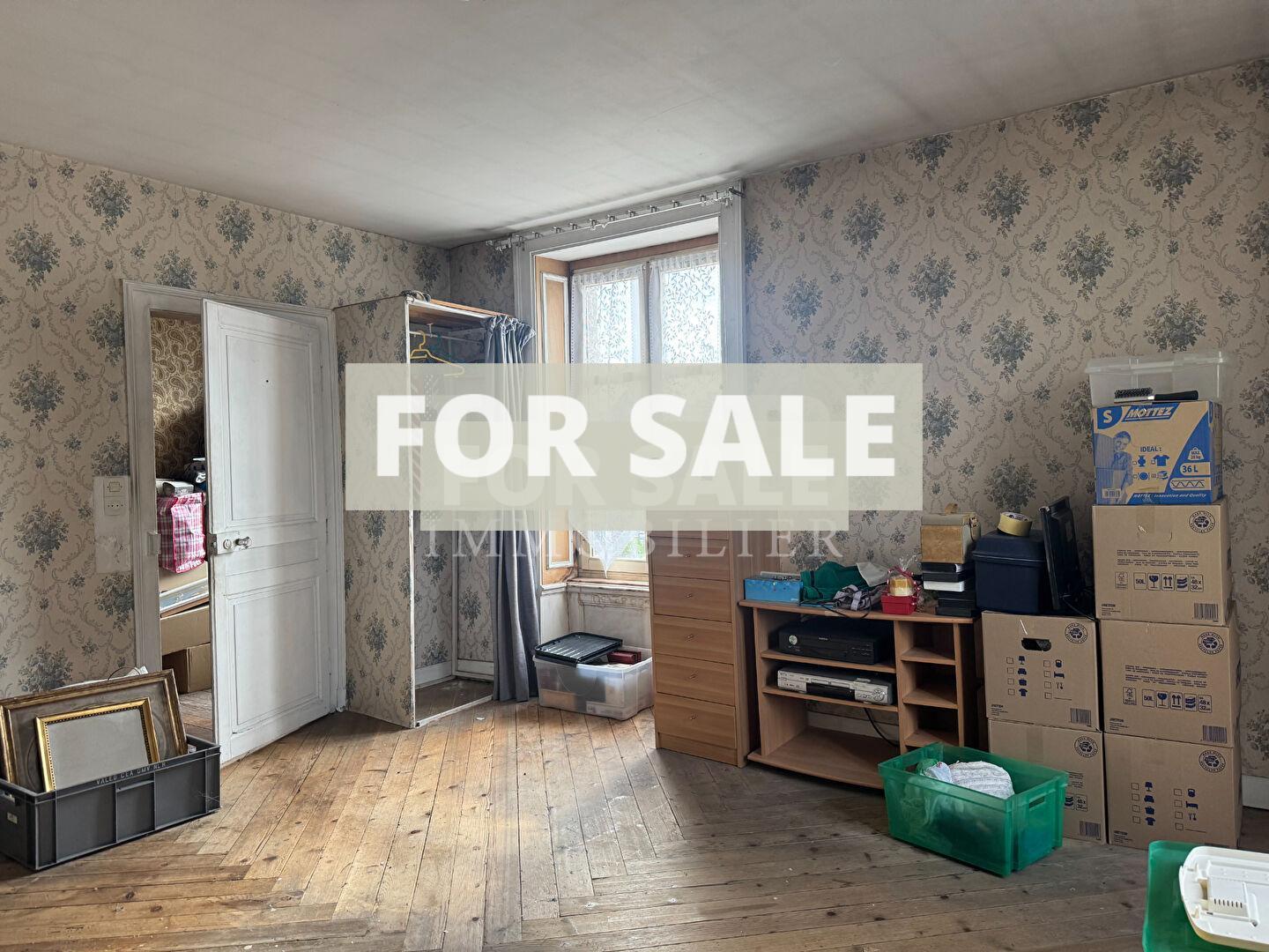 Charming Town House with Garden