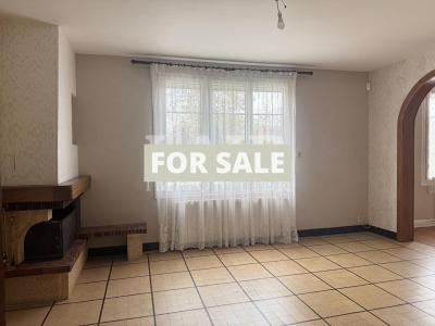 Nice House with Garden in Town