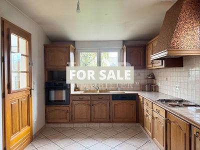 Nice House with Garden in Town