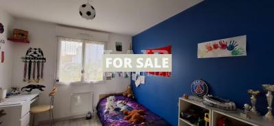 Detached House with Mature Garden