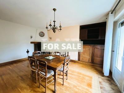 Lovely Town House with Outbuilding in Landscaped Garden