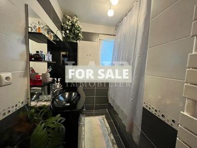 Detached House with Landscaped Garden