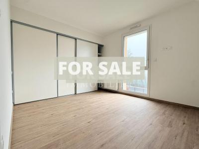 New Build Detached House with Garden