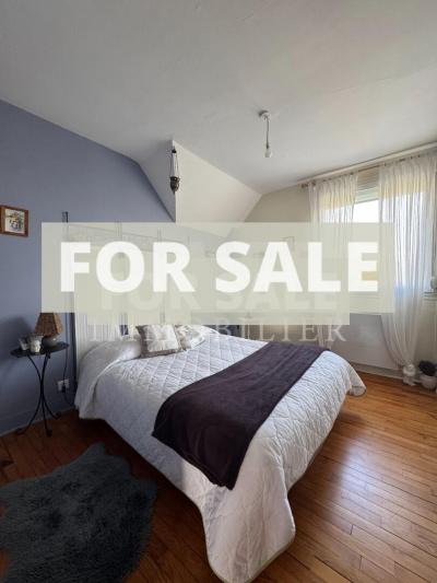 Detached House with Garden in Spa Town