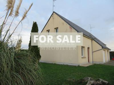 Modern Detached House with Garden