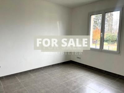 New Build Detached House with Garden