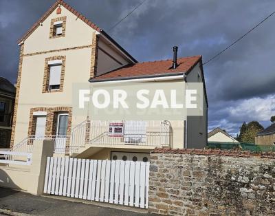 Detached House with Garden in Nice Location