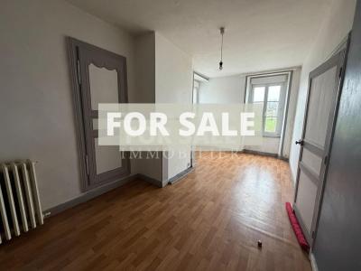 Traditional House with Garden