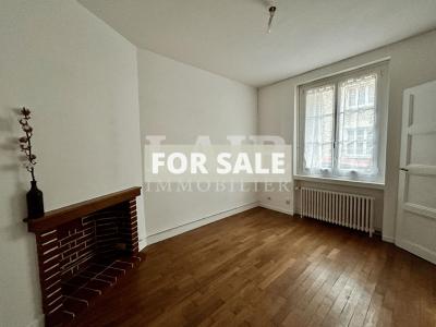 Town House with Nice Garden