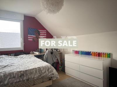 Traditional House with Garden and Heated Pool