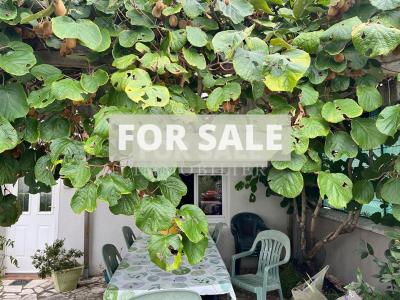 Town House with Neat Garden