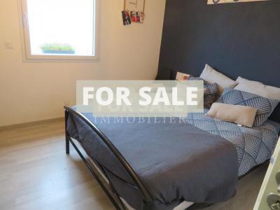 Detached House with Garden