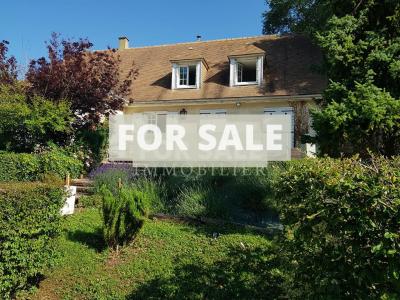 Detached House and a Guest Gite, Lovely Garden