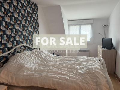 Detached House with Garden on Outskirts of Town