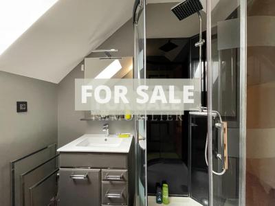 Detached House with Landscaped Garden