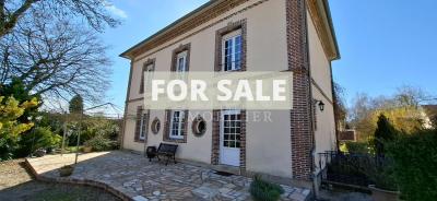 Maison De Maitre, Manor House with Gardens