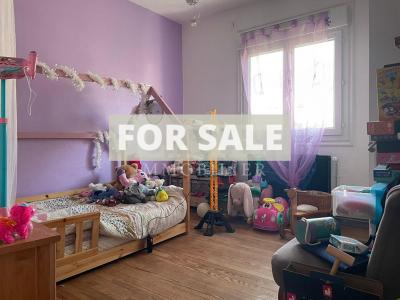 Detached House with Landscaped Garden