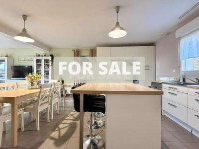 Detached House with Landscaped Garden