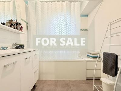 Detached House with Landscaped Garden