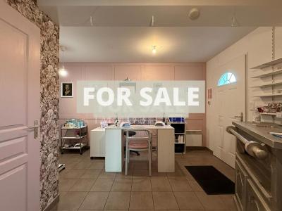 Detached House with Landscaped Garden