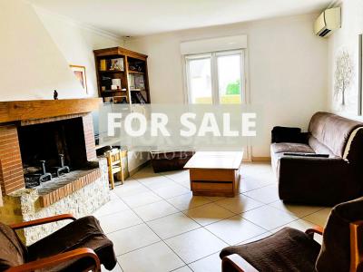 Detached House with neat Garden