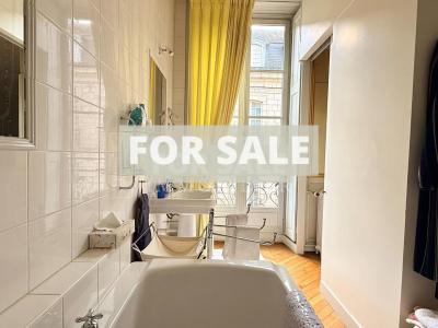 Magnificent Town House in Historic Sector